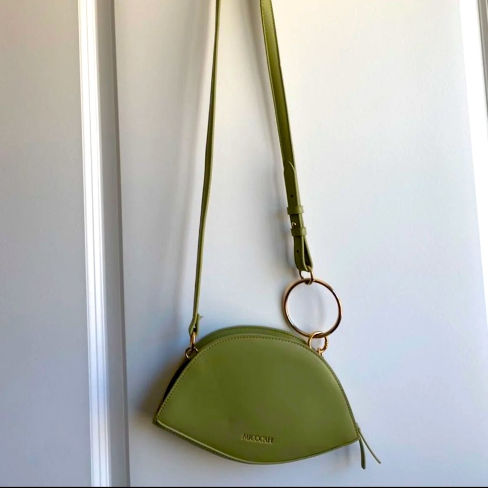 green bag